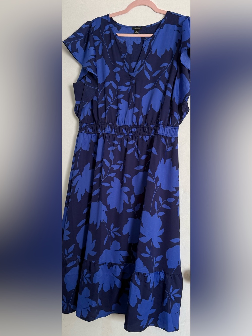 Ann Taylor Factory Blue Floral V-Neck Blouse